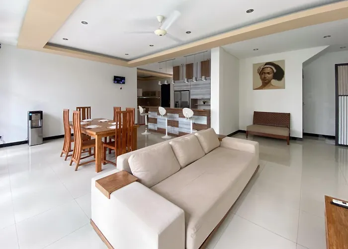The Lavana Dzawani Berawa Kuta Bali 3 Bedroom 4*