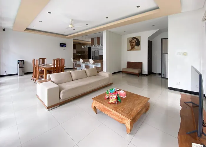 The Lavana Dzawani Berawa Kuta Bali 3 Bedroom