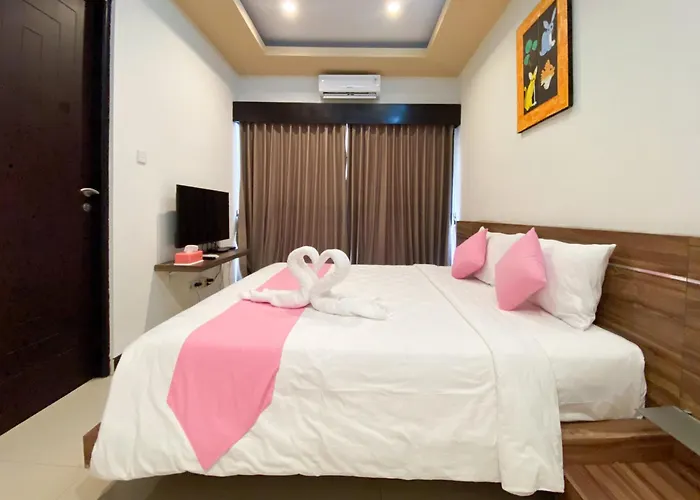 Otel The Lavana Dzawani Berawa Kuta Bali 3 Bedroom 4*