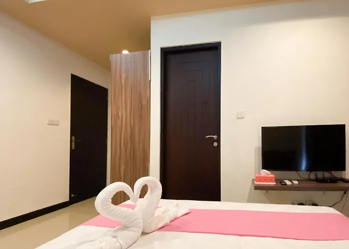 The Lavana Dzawani Berawa Kuta Bali 3 Bedroom Otel 4*