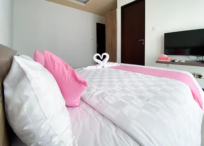 The Lavana Dzawani Berawa Kuta Bali 3 Bedroom 4* Canggu